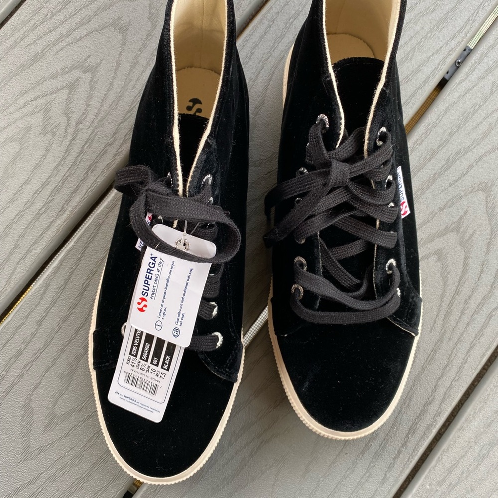 Superga hi top velvet